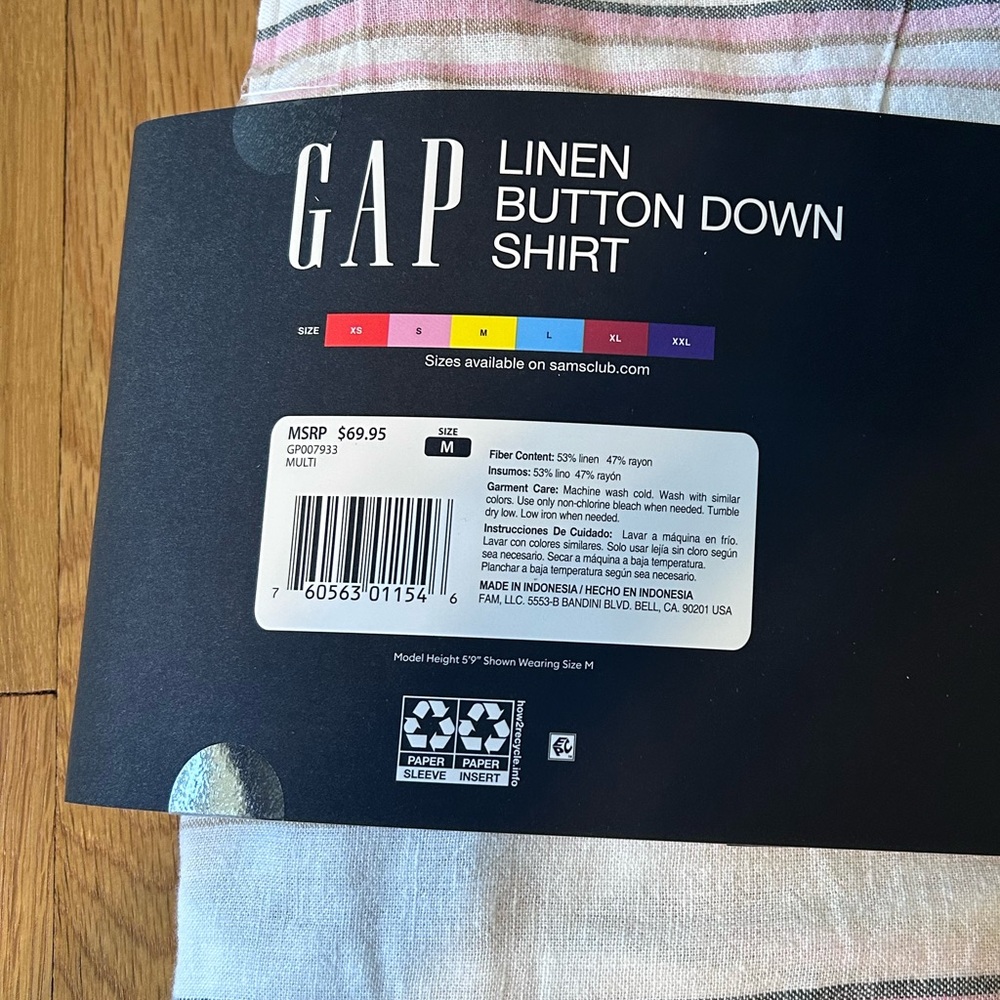 New GAP Women Button Down Shirt - White and Red - Picture 6 of 6